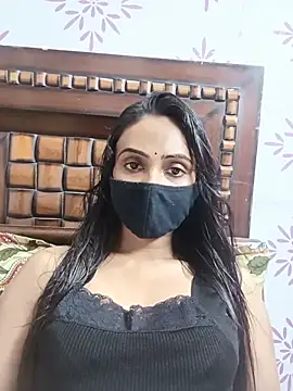 Snapshot of Yours-Bebo chatting on June 8, 6:03 am Yours-Bebo online show from June 8, 6:03 am