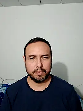 Snapshot of ElSunEagle chatting on October 8, 3:48 am ElSunEagle online show from October 8, 3:48 am