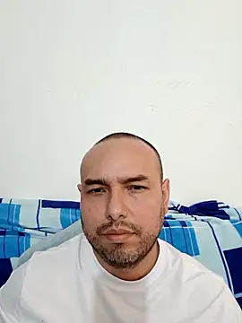 Snapshot of ElSunEagle chatting on February 8, 5:38 pm ElSunEagle online show from February 8, 5:38 pm