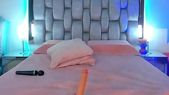 Snapshot of Abbye_blue01 chatting on January 14, 4:36 am Abbye blue01 online show from January 14, 4:36 am