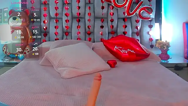 Snapshot of Abbye_blue01 chatting on February 15, 2:15 am Abbye blue01 online show from February 15, 2:15 am