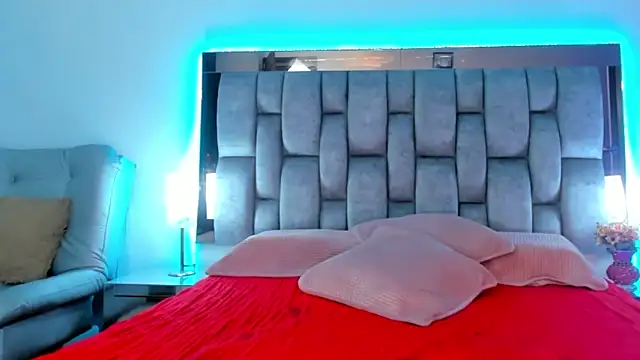 Snapshot of Abbye_blue01 chatting on February 26, 4:47 am Abbye blue01 online show from February 26, 4:47 am