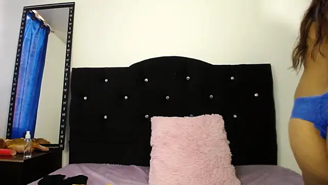 sweet skylove  online show from February 2, 7:12 pm