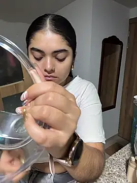 GiselOrtiz online show from December 4, 10:57 am