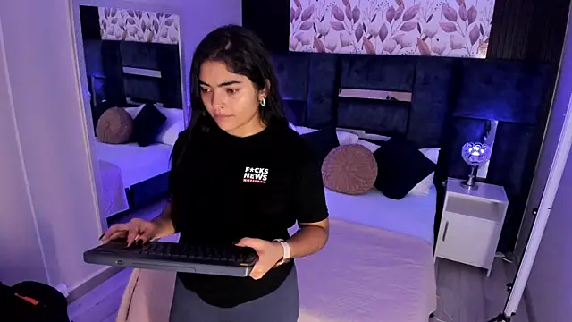 Snapshot of GiselOrtiz chatting on July 16, 11:16 am GiselOrtiz online show from July 16, 11:16 am