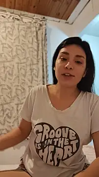 Snapshot of POLARYZ chatting on May 20, 1:34 am POLARYZ online show from May 20, 1:34 am