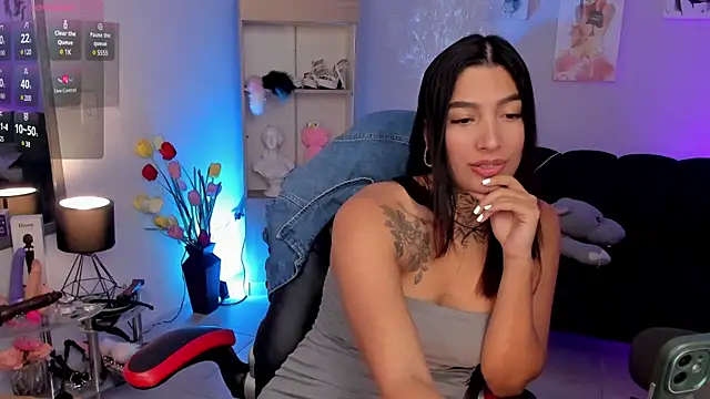 Snapshot of LouaneBourVip chatting on January 31, 12:18 pm LouaneBourVip online show from January 31, 12:18 pm