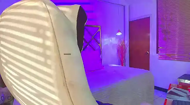 Silvana monroe online show from December 11, 12:44 pm