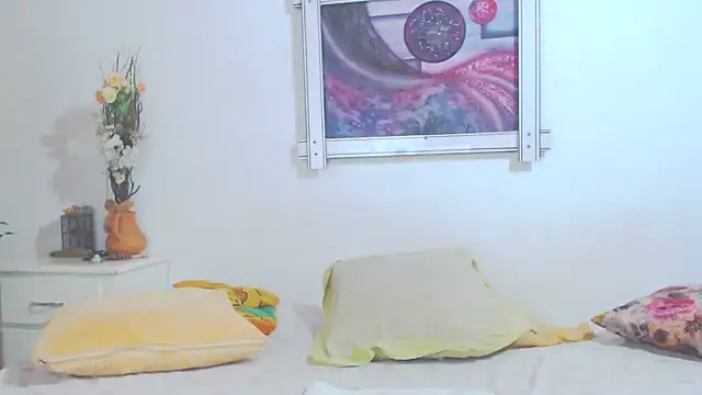 Snapshot of SoniaGresson chatting on December 2, 11:56 pm SoniaGresson online show from December 2, 11:56 pm