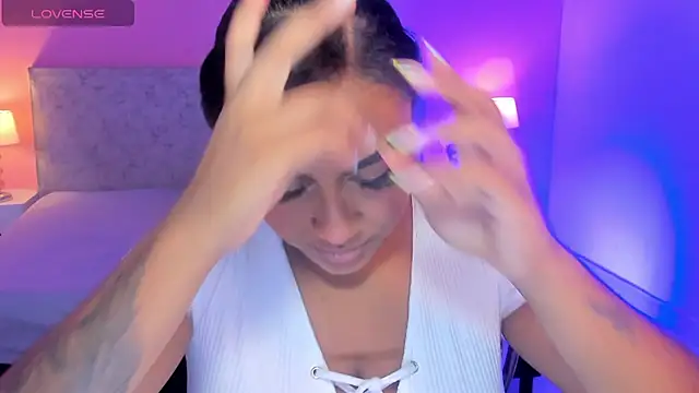 Snapshot of BlakmillerrGilson chatting on October 28, 8:00 pm BlakmillerrGilson online show from October 28, 8:00 pm