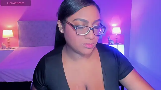 Snapshot of BlakmillerrGilson chatting on November 2, 8:00 pm BlakmillerrGilson online show from November 2, 8:00 pm