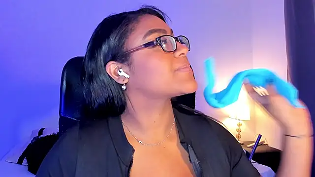 Snapshot of BlakmillerrGilson chatting on June 5, 7:52 pm BlakmillerrGilson online show from June 5, 7:52 pm