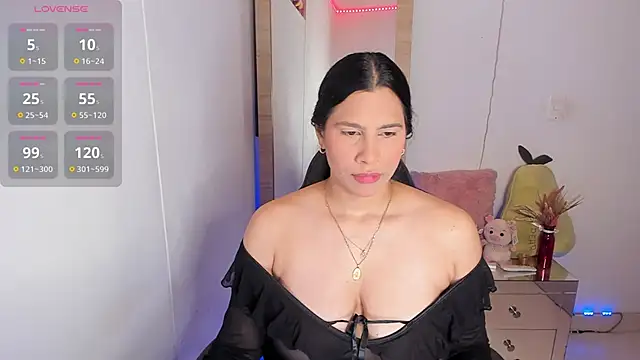 Snapshot of hellensexy chatting on September 28, 4:01 pm hellensexy online show from September 28, 4:01 pm