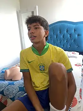 Leonarrrd 01 online show from October 23, 7:56 pm