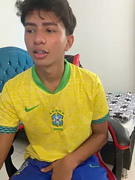 Leonarrrd 01 online show from March 15, 10:16 pm