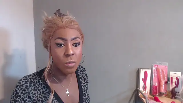 Amazing12inch online show from February 8, 1:03 pm