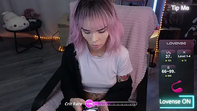 Kerry Kirk online show from November 7, 4:40 pm