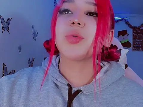 madisonx17 online show from January 16, 8:35 pm