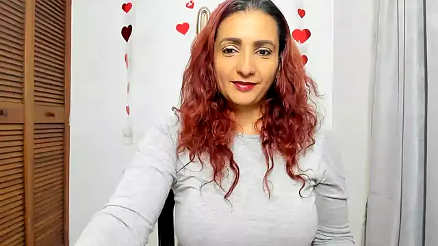 Snapshot of xulay11 chatting on December 15, 7:42 pm xulay11 online show from December 15, 7:42 pm