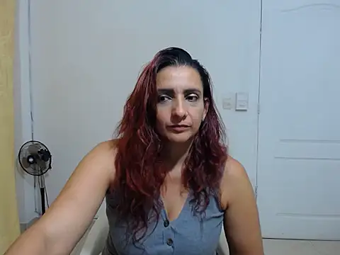 Snapshot of xulay11 chatting on December 29, 6:14 am xulay11 online show from December 29, 6:14 am