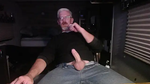 Snapshot of Di9ital069 chatting on March 19, 1:32 am Di9ital069 online show from March 19, 1:32 am