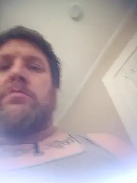 Snapshot of Buddy_Cuck chatting on November 9, 9:13 pm Buddy Cuck online show from November 9, 9:13 pm