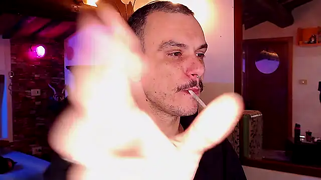 cek 186 online show from November 13, 7:57 pm