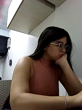 Snapshot of CamilaSofiia chatting on October 12, 4:39 pm CamilaSofiia online show from October 12, 4:39 pm