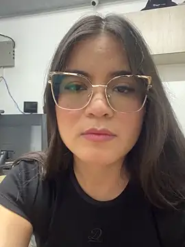 Snapshot of CamilaSofiia chatting on October 16, 8:32 pm CamilaSofiia online show from October 16, 8:32 pm