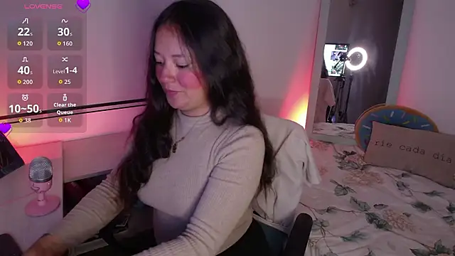 Lexie Thompson10 online show from March 4, 1:11 am