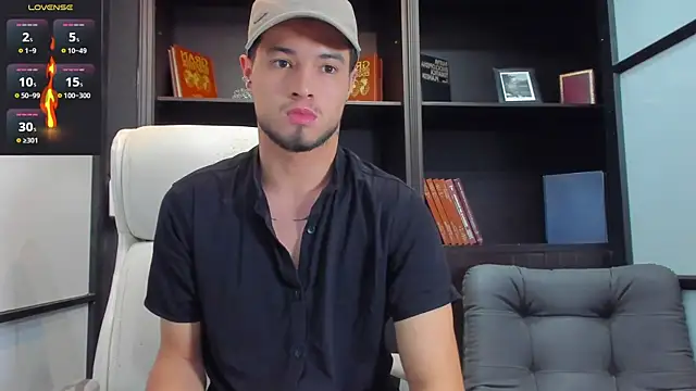 EdwardRoss  online show from March 1, 7:15 pm