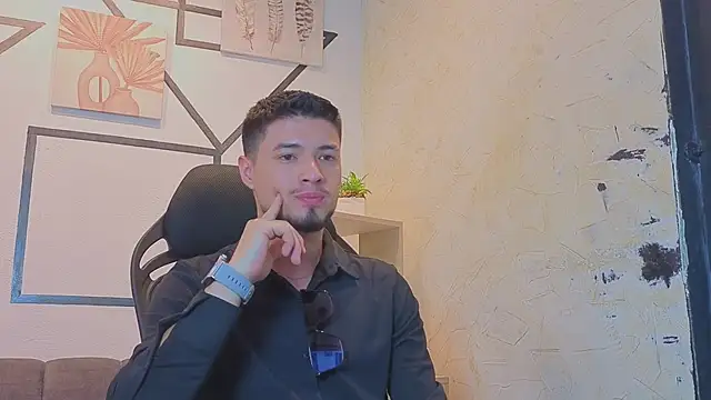 EdwardRoss  online show from September 10, 7:03 pm