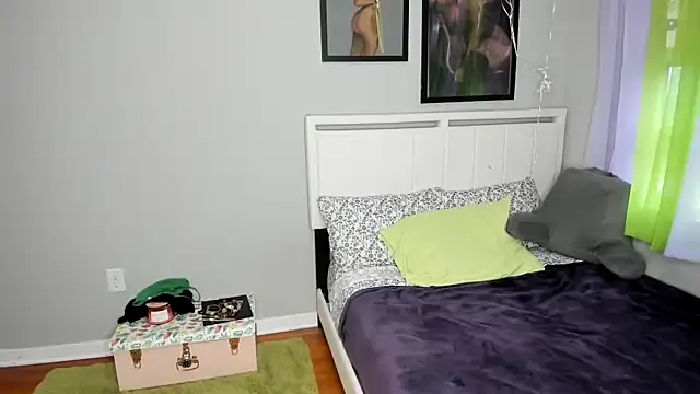 Snapshot of Persiasparadise chatting on December 14, 9:13 pm Persiasparadise online show from December 14, 9:13 pm