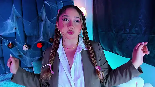 Snapshot of Cherryyquen chatting on October 10, 8:30 pm Cherryyquen online show from October 10, 8:30 pm