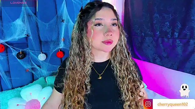 Snapshot of Cherryyquen chatting on October 17, 7:49 pm Cherryyquen online show from October 17, 7:49 pm