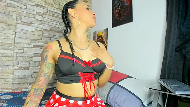 kaiagerbes3 online show from October 24, 10:39 pm