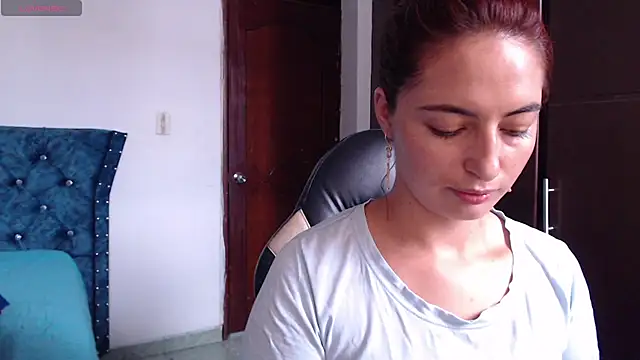 Snapshot of Kate_lorens9 chatting on December 13, 7:21 pm Kate lorens9 online show from December 13, 7:21 pm