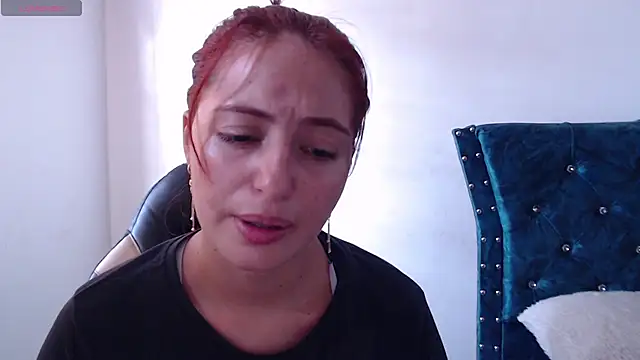 Snapshot of Kate_lorens9 chatting on February 5, 1:44 pm Kate lorens9 online show from February 5, 1:44 pm