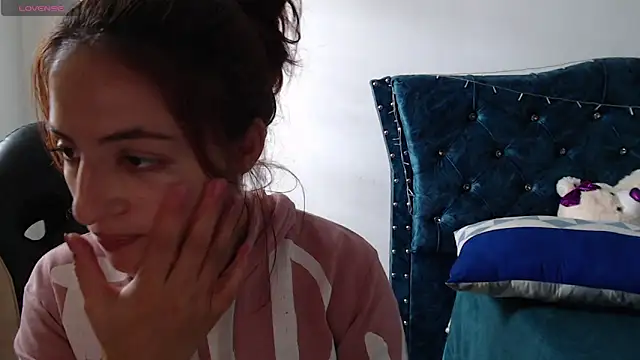 Snapshot of Kate_lorens9 chatting on March 17, 6:42 pm Kate lorens9 online show from March 17, 6:42 pm