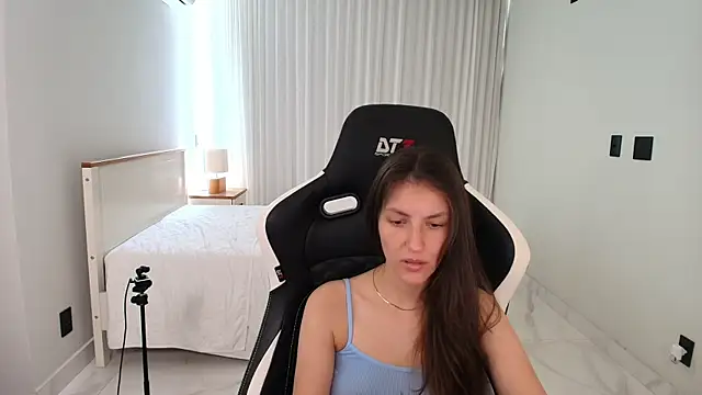 upssnowy online show from August 2, 1:42 pm