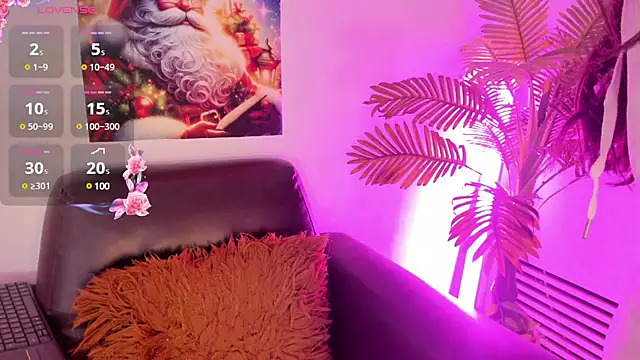 Snapshot of Miia_Thompsonn chatting on December 29, 9:30 pm Miia Thompsonn online show from December 29, 9:30 pm