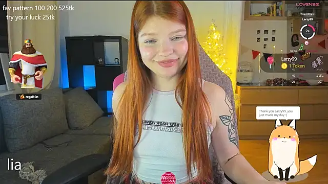 Snapshot of lil_lia chatting on January 7, 1:06 am lil lia online show from January 7, 1:06 am