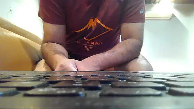 Snapshot of deltaforce1987 chatting on December 30, 10:34 pm deltaforce1987 online show from December 30, 10:34 pm