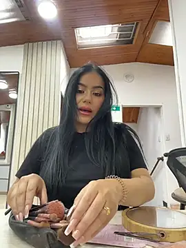 Miah gomez  online show from January 16, 5:17 pm