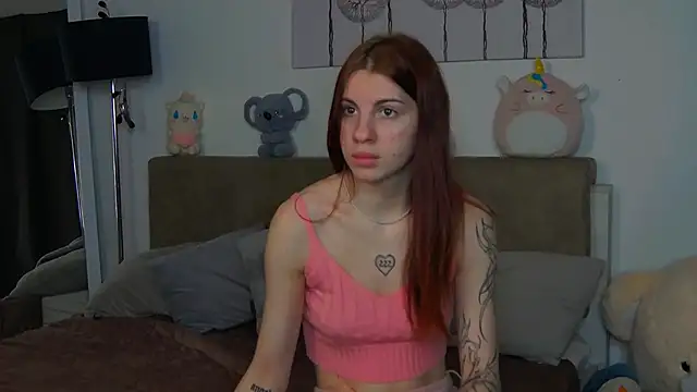 CassKiera online show from December 1, 6:07 am