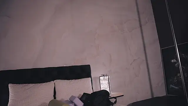 Snapshot of U_KINKY chatting on September 25, 1:15 pm U KINKY online show from September 25, 1:15 pm