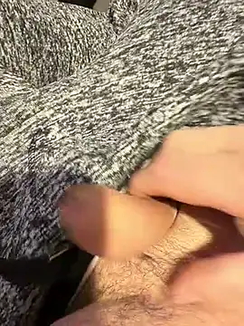 Snapshot of Kissoks1@xh chatting on November 17, 8:58 pm Kissoks1xh online show from November 17, 8:58 pm