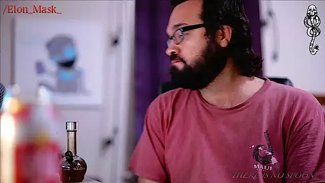 Snapshot of Seraph_De_La_Luna chatting on January 4, 1:42 am Seraph De La Luna online show from January 4, 1:42 am