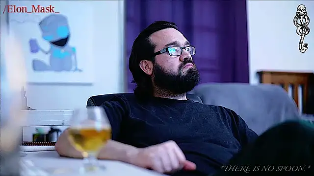 Snapshot of Seraph_De_La_Luna chatting on January 12, 7:43 am Seraph De La Luna online show from January 12, 7:43 am