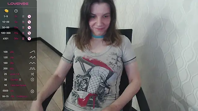 LisaHeart online show from June 25, 11:31 pm
